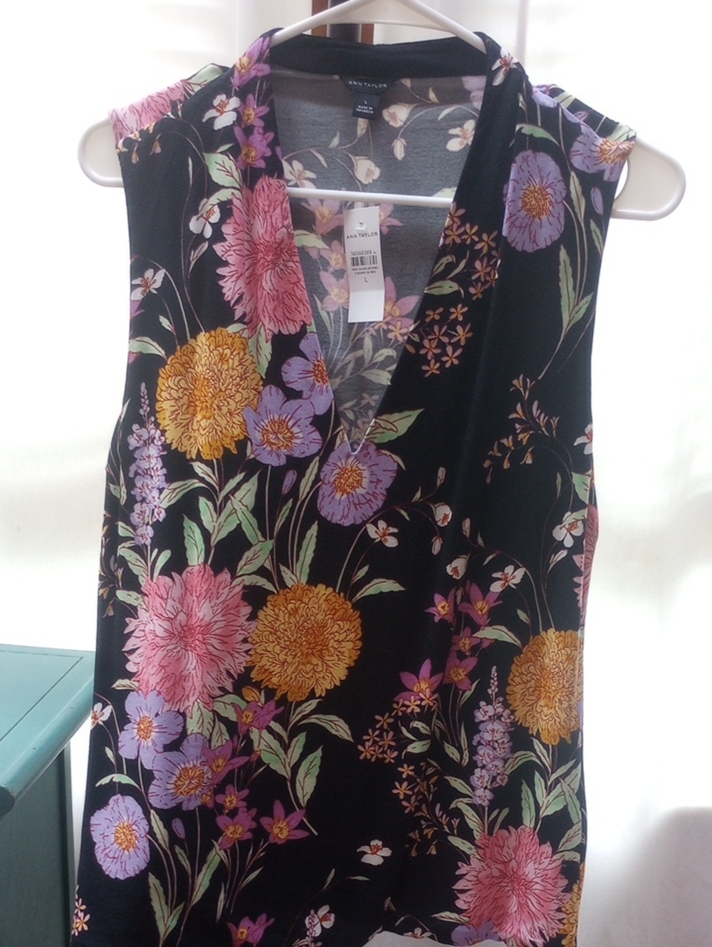 Ann Taylor Black Sleeveless V-Neck Top with Pink, Purple & Gold Floral Print